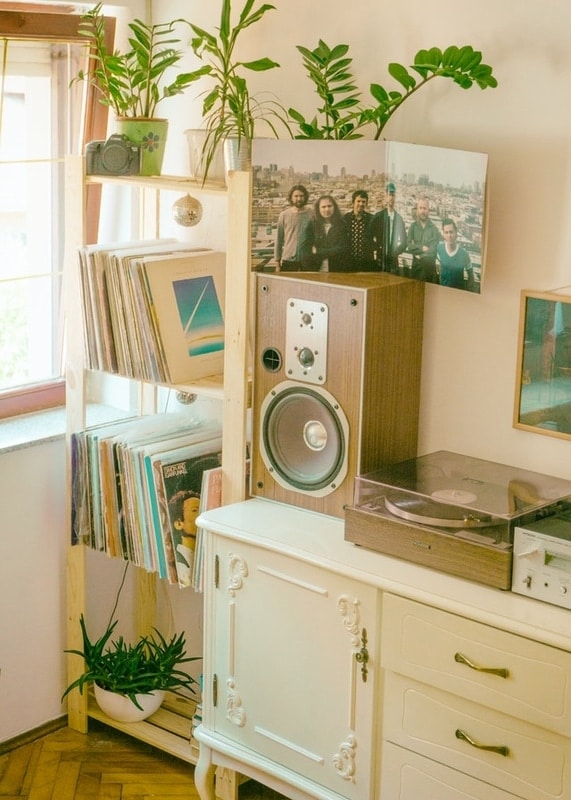 Choix d’une enceinte pour platine vinyle notre guide pratique Atmosphères Cinéma
